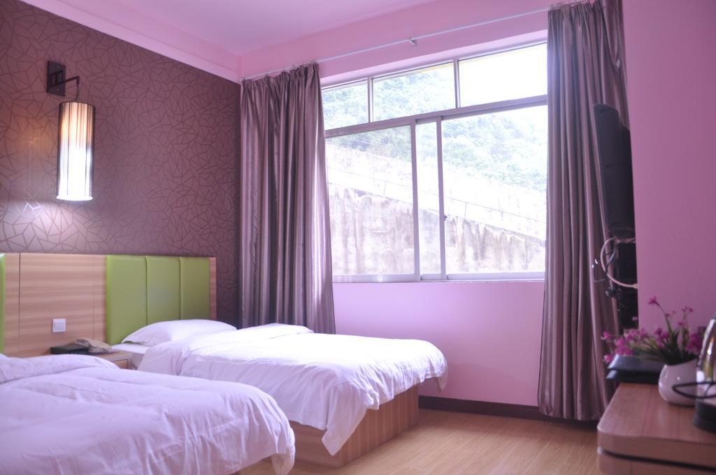 Yangshuo Harbour View Hotel Экстерьер фото