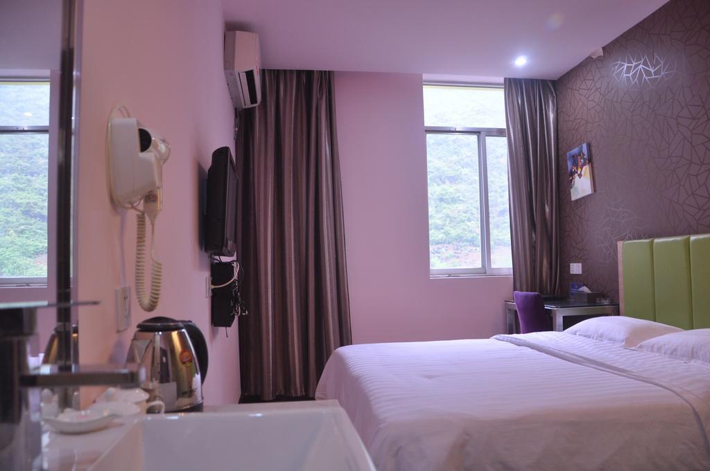 Yangshuo Harbour View Hotel Экстерьер фото